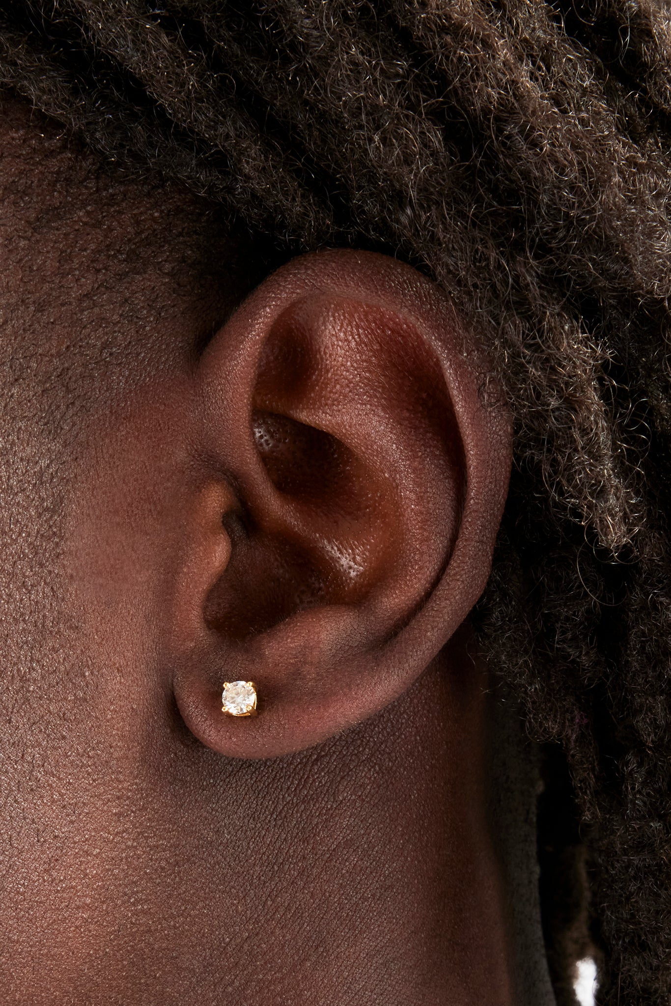 4 mm Moissanit-Vermeil-Ohrstecker